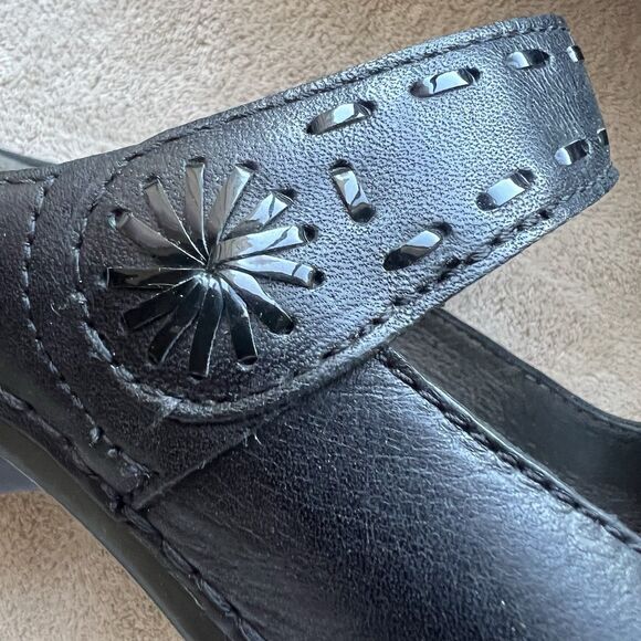 Dansko Solitaire Black Leather Mary Jane Clog Shoe Women 38 US 7.5-8 Casual Boho - Picture 2 of 16